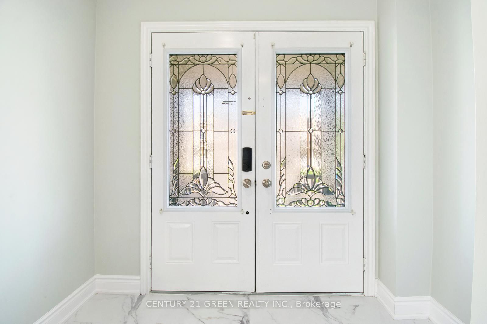 65 Yardley Crescent