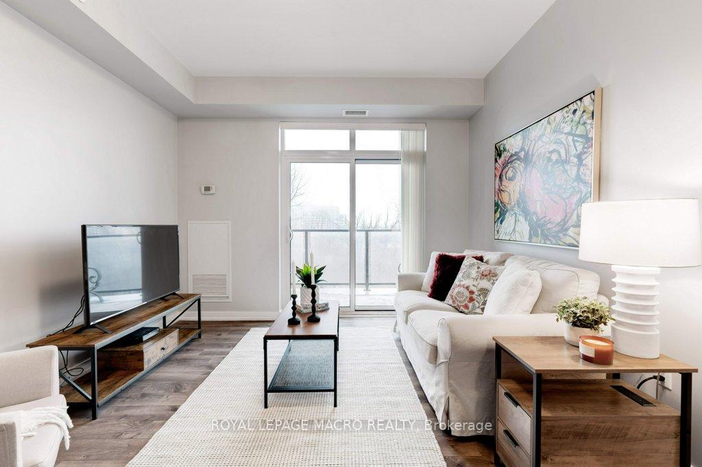 1 Bedroom Condo at 125 Shoreview,  Hamilton For sale