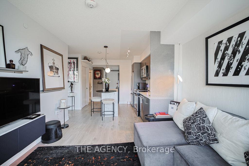 1 Bedroom Condo at 50 Wellesley, Toronto For sale