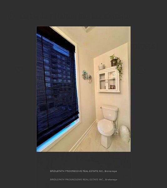 2 Bedrooms Condo at 3421 Ridgeway, Mississauga For sale