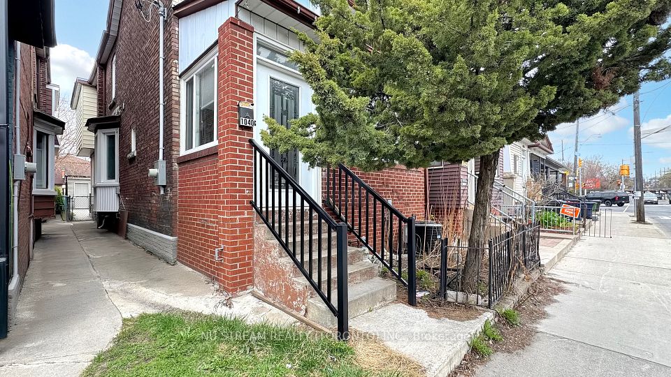 1040 Ossington