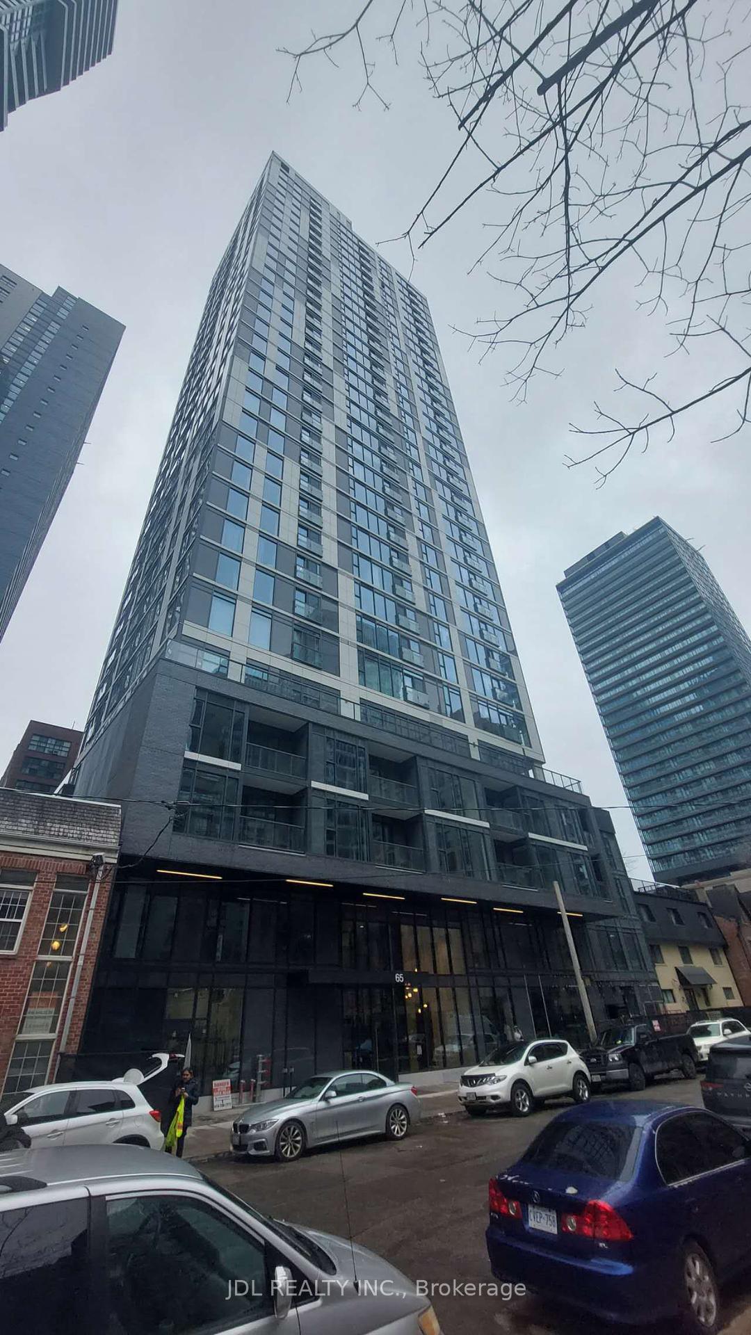2 Bedrooms Condo at 65 Mutual, Toronto For sale