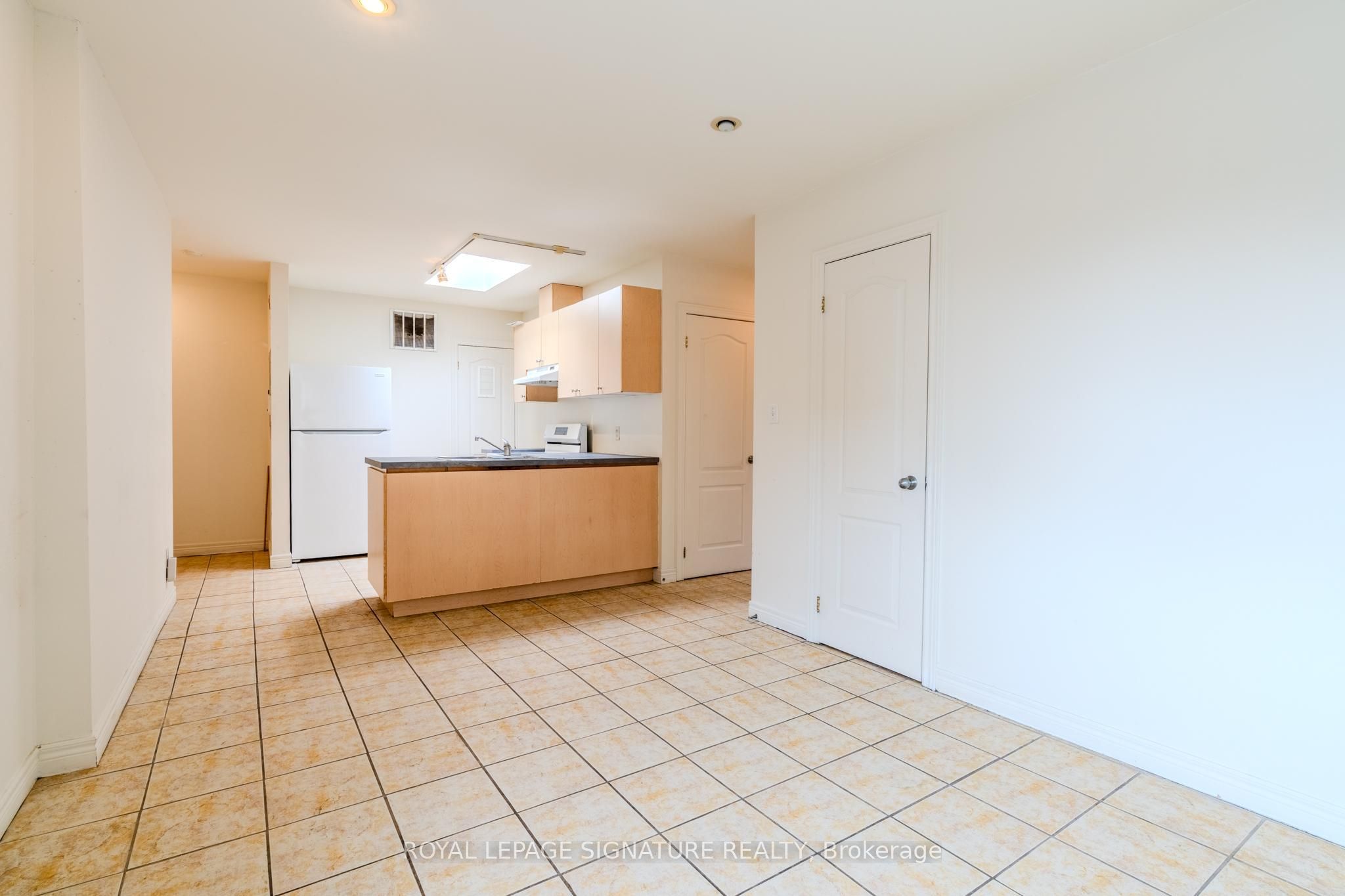 401 Donlands Avenue, #3