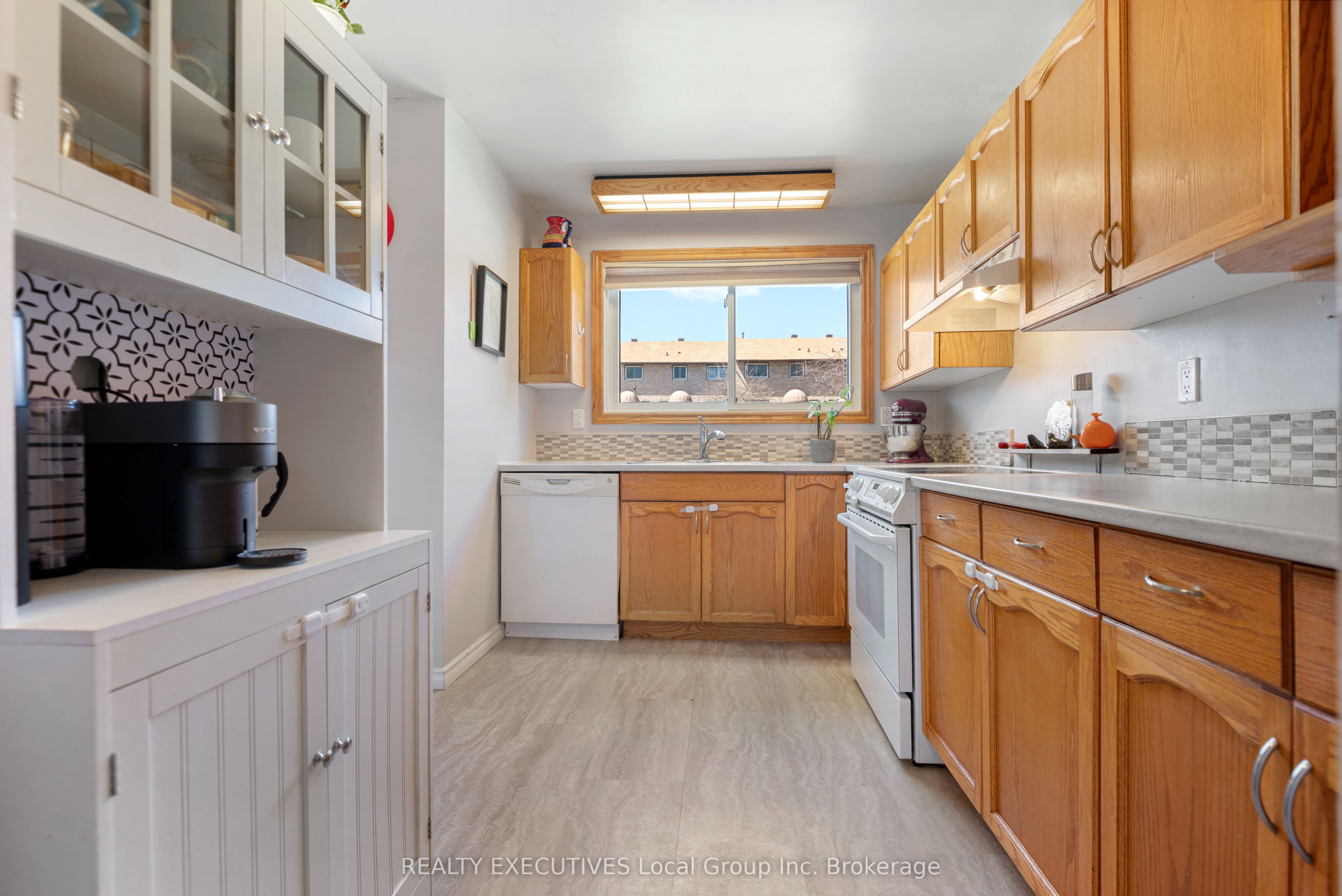 346 WICKSTEAD Avenue, #10