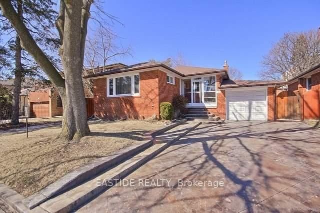 182 Moore Park