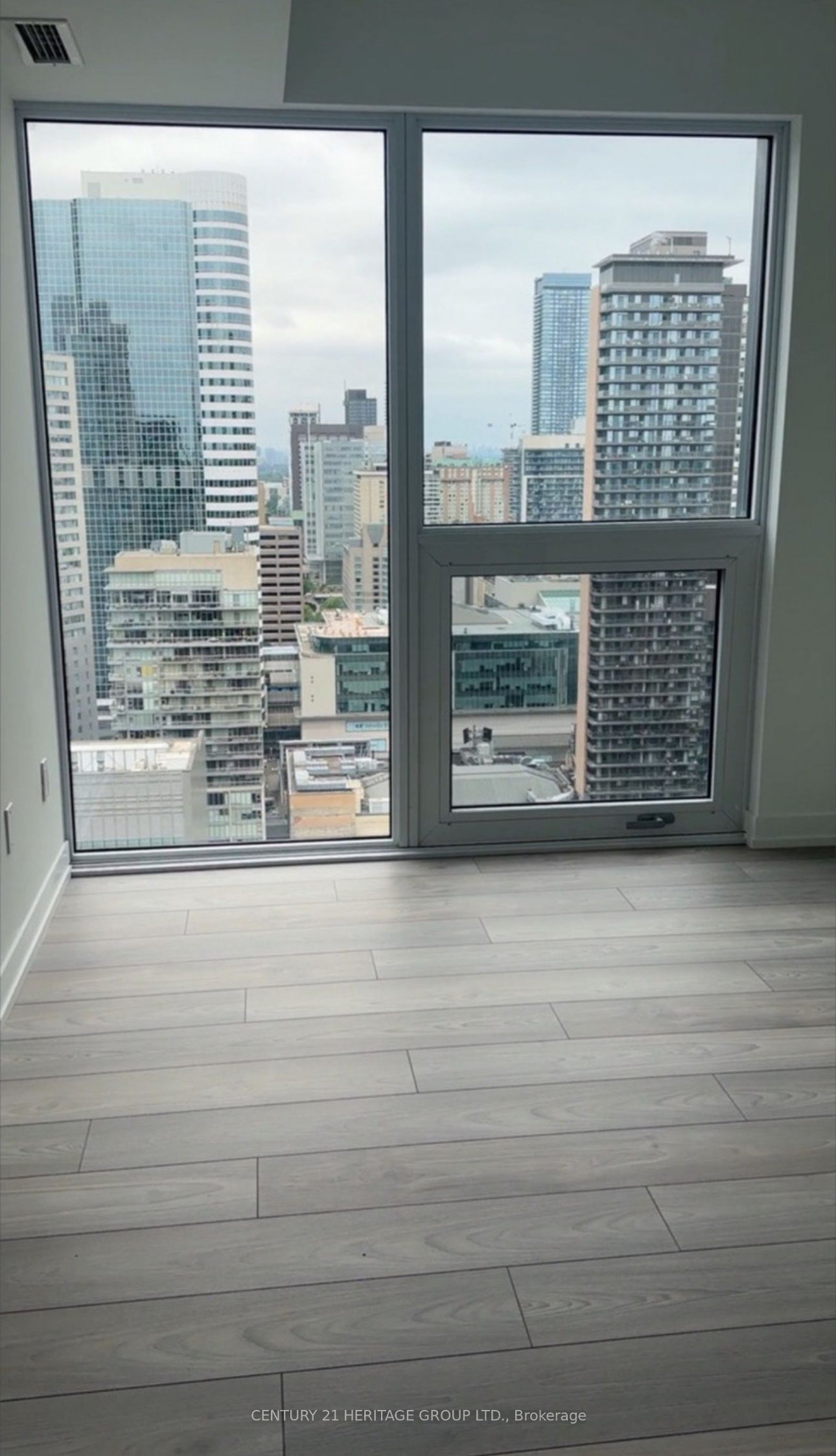 #3307 - 199 Church Street, Toronto, ON M5B 1Y7