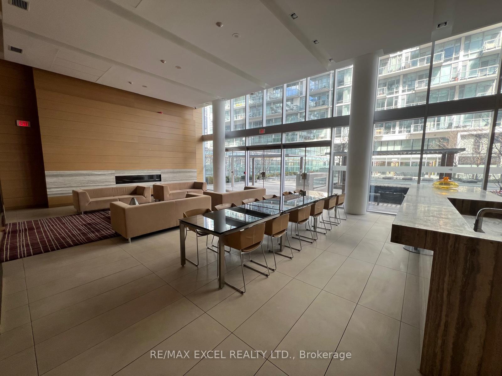 2 Bedrooms Condo at 29 Queens, Toronto For sale