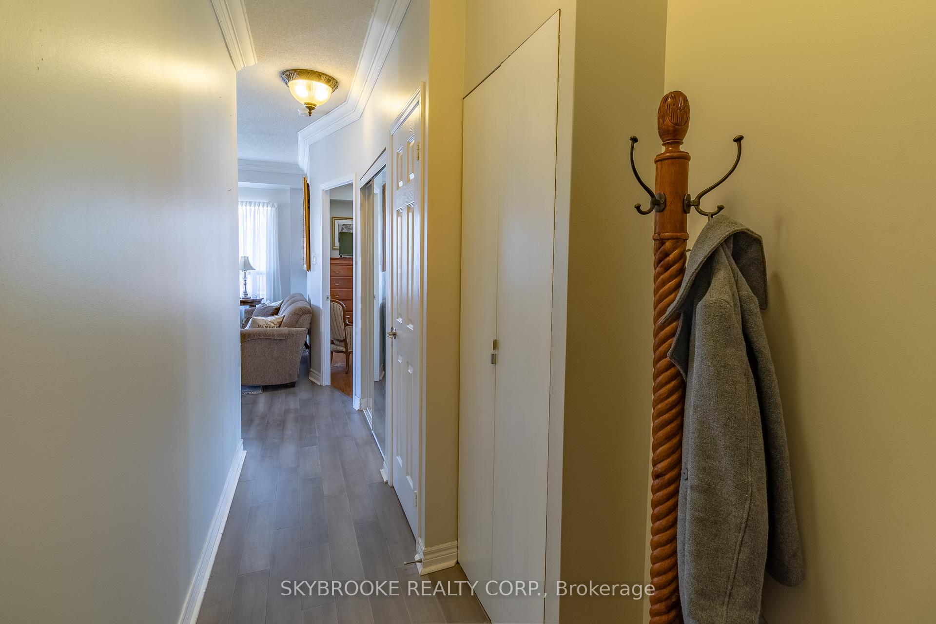 2 Bedrooms Condo at 245 Pine Grove,  Vaughan For sale