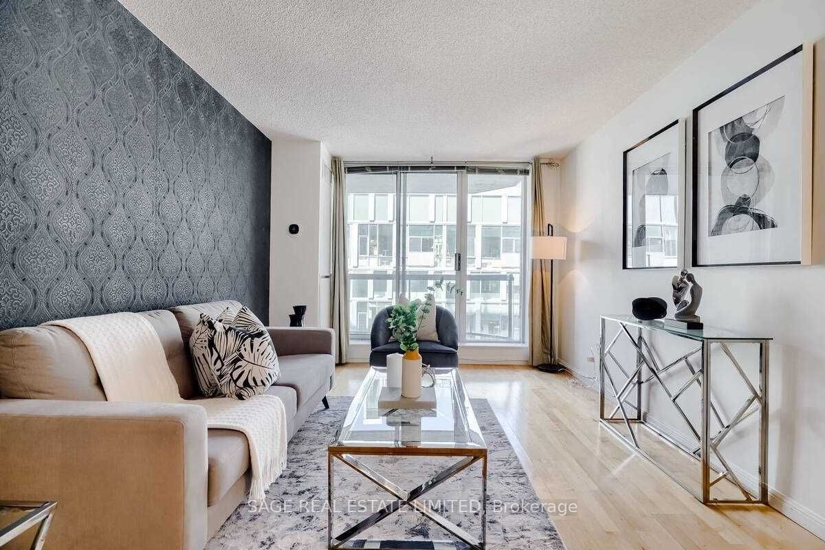311 Richmond Street E, #605