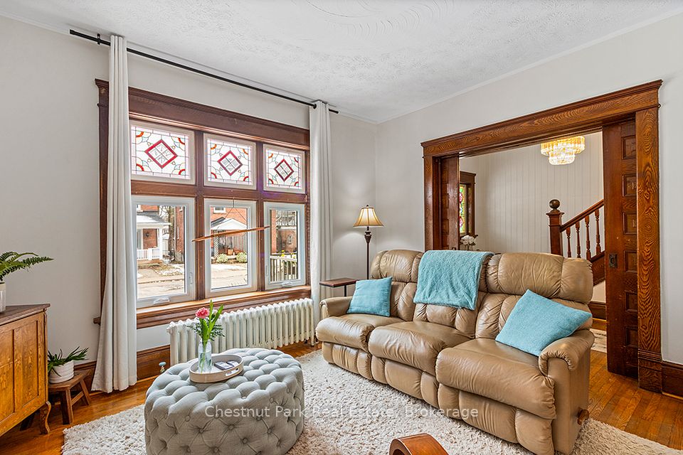 877 5th Avenue 'A'