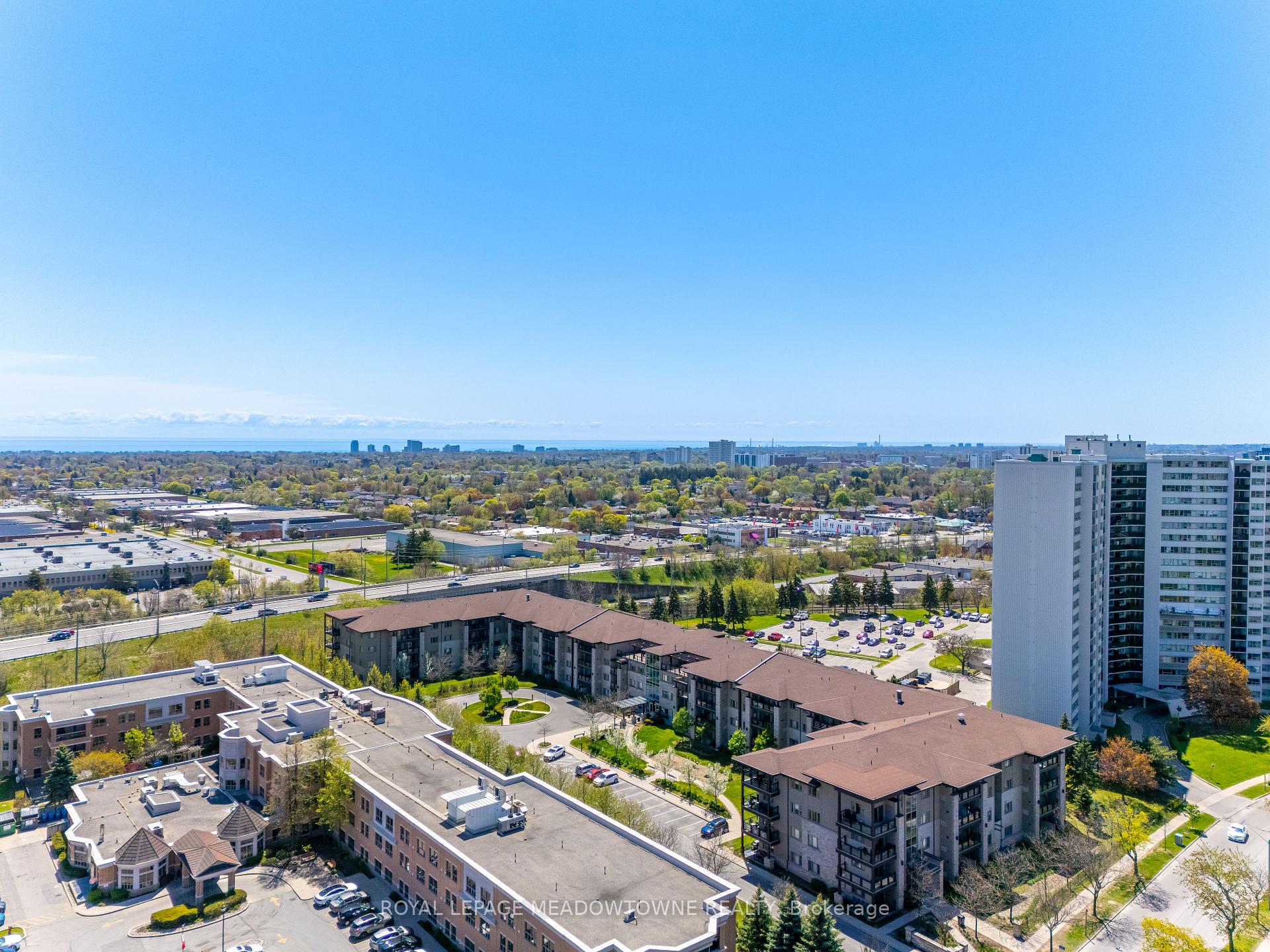 1 Bedroom Condo at 570 Lolita, Mississauga For sale