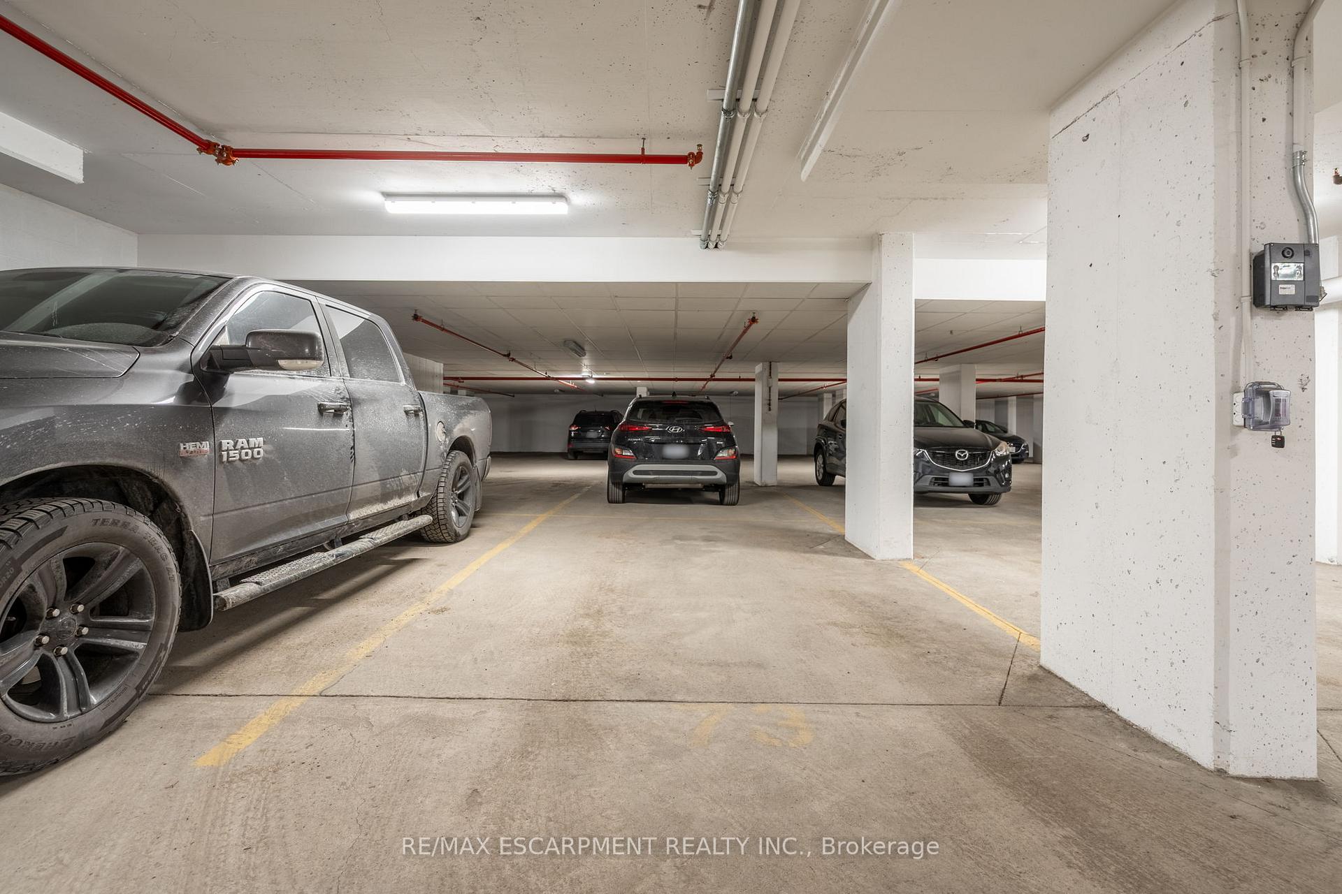 1 Bedroom Condo at 600 North Service, Hamilton For sale