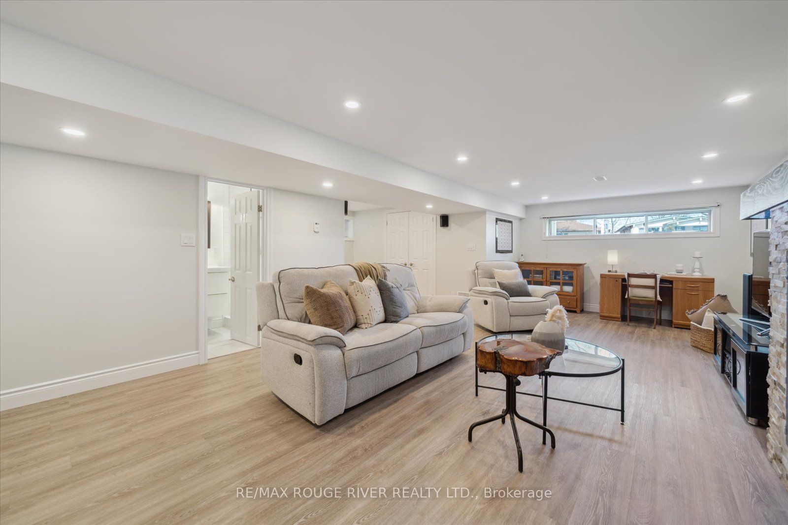 270 Labrador Drive