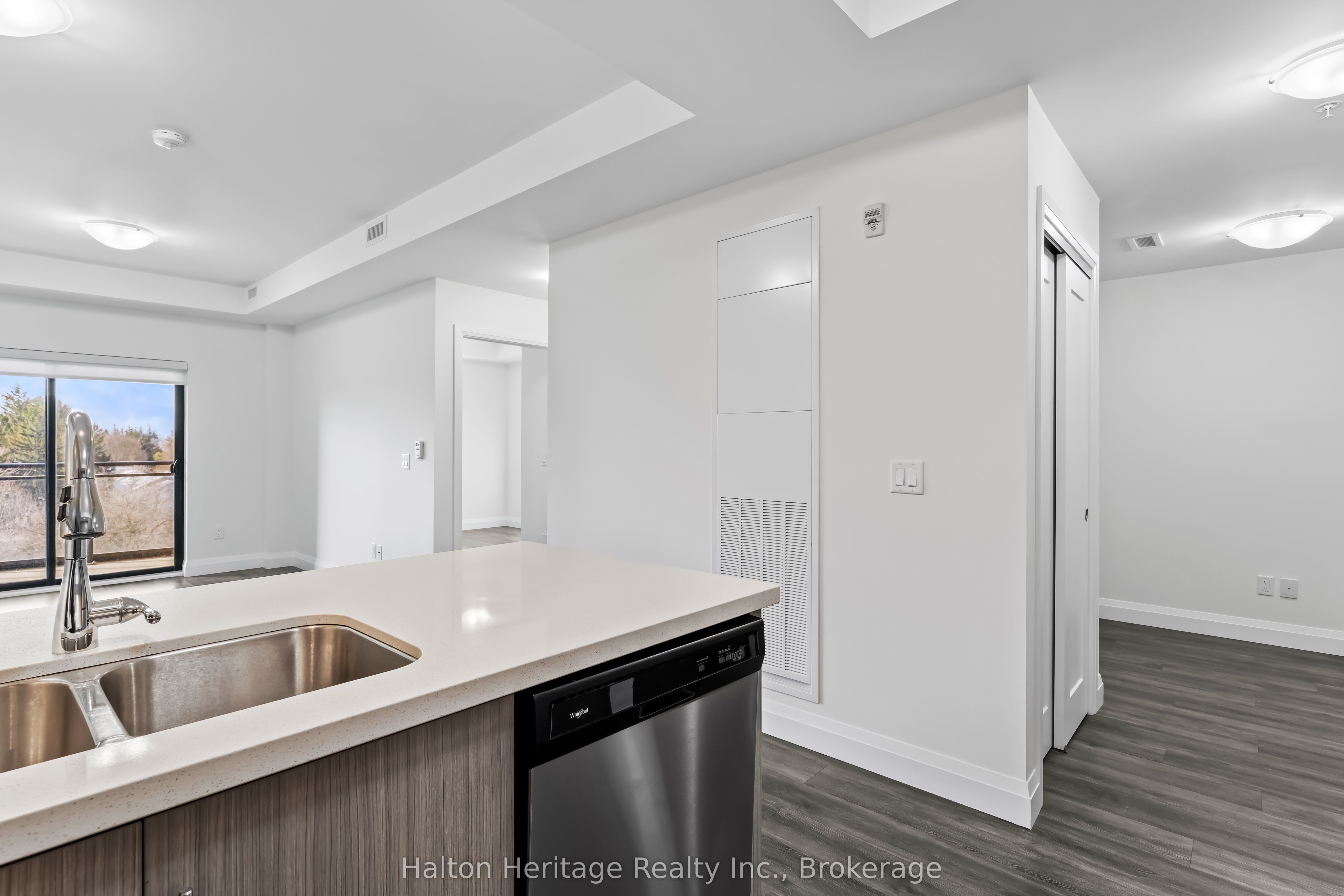 30 Hamilton Street S, #503