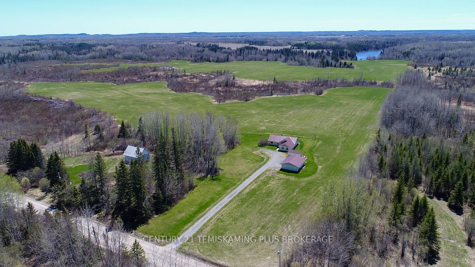 289240 Long Lake