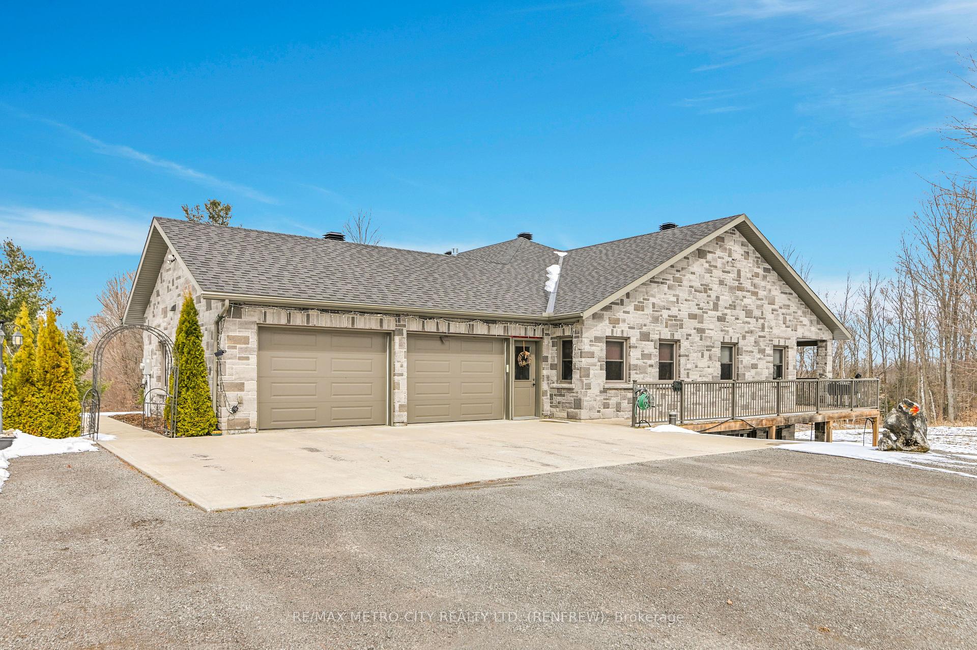 3280 Burnstown Road, Horton, ON K7V 3Z9