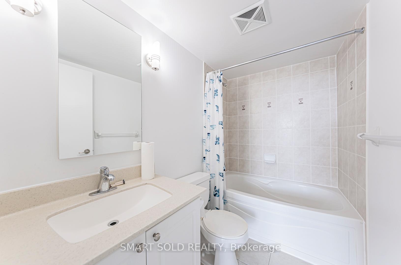 3 Bedrooms Condo at 238 Bonis, Toronto For sale
