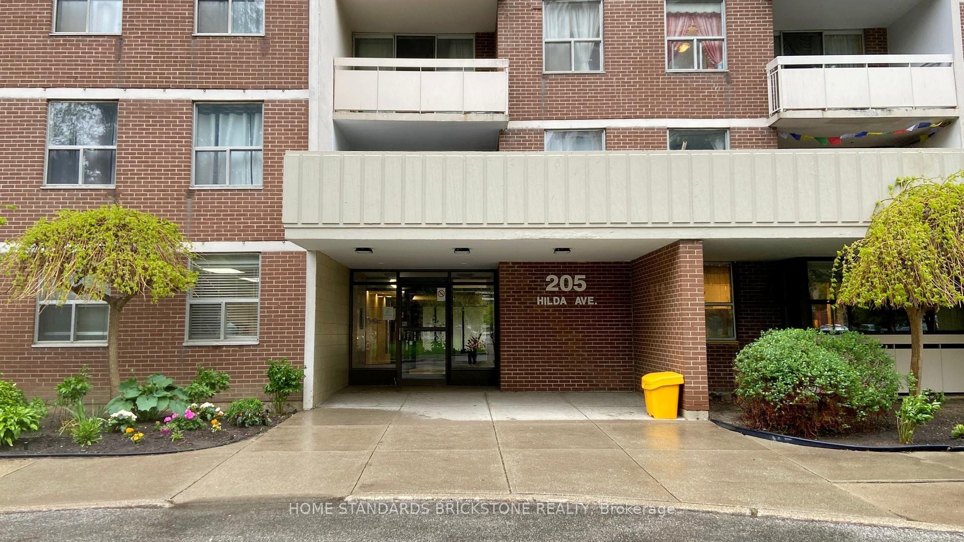 3 Bedrooms Condo at 205 Hilda, Toronto For sale