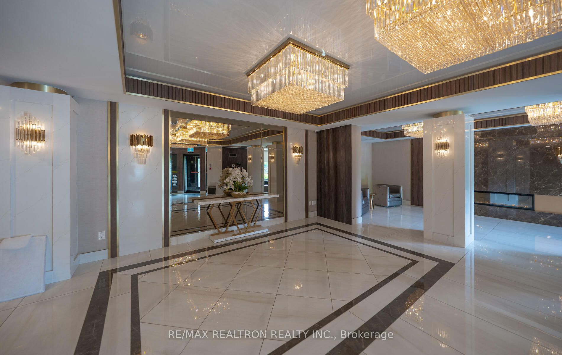 7420 Bathurst Street, #1103