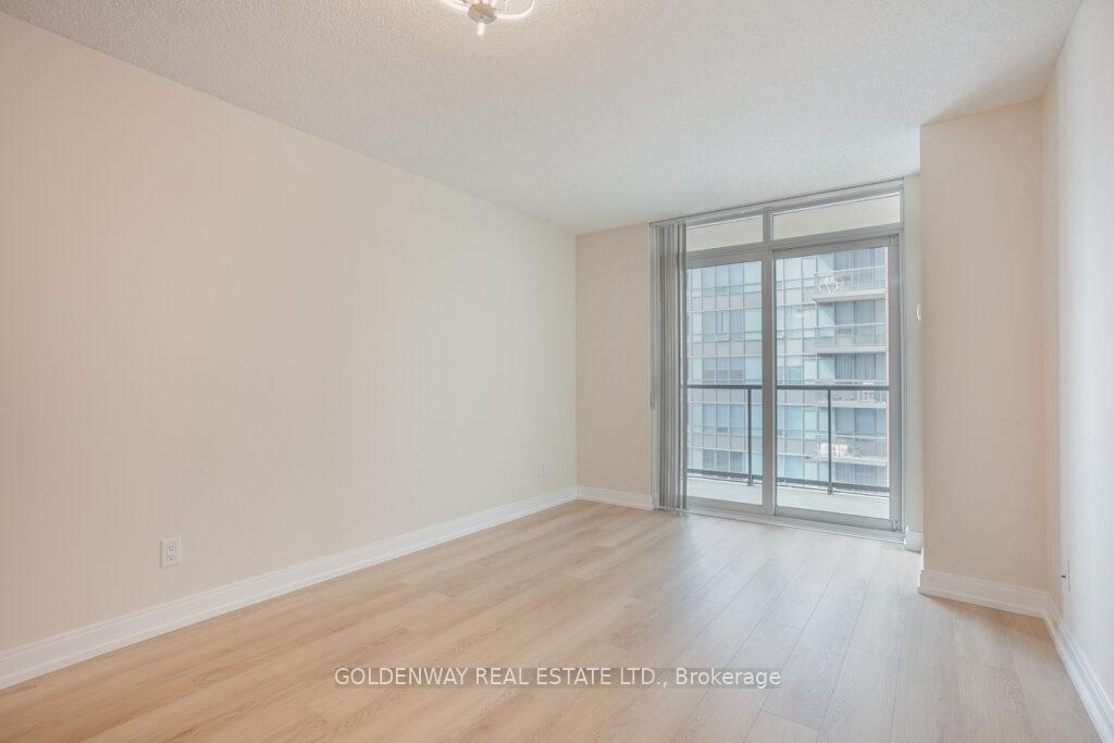 1 Bedroom Condo at 25 Viking, Toronto For sale