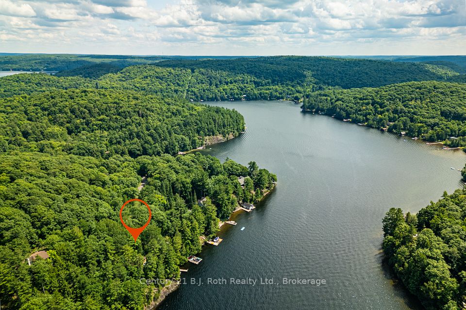 1033 Bayview Point