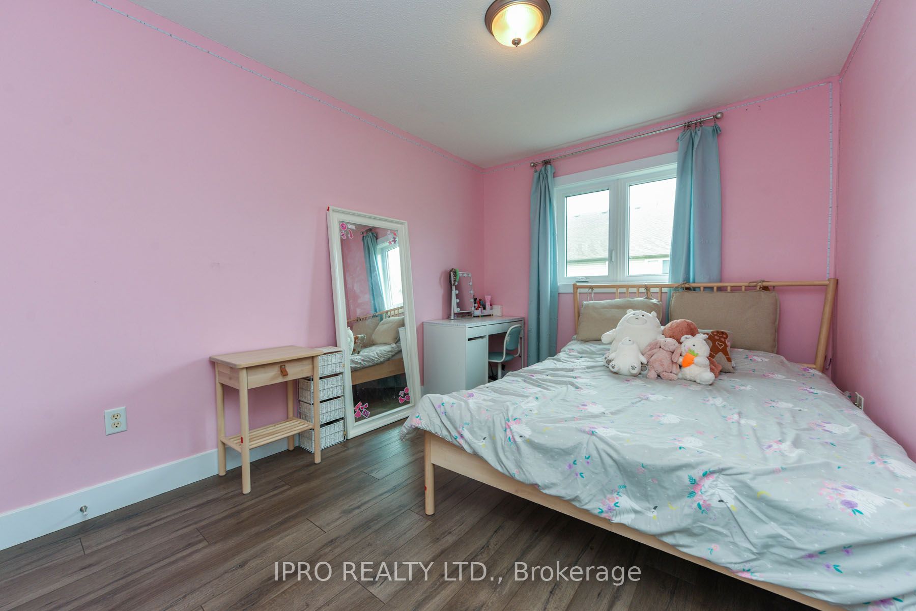 4055 Forest Run Avenue, #17