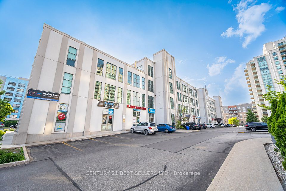 1585 Markham