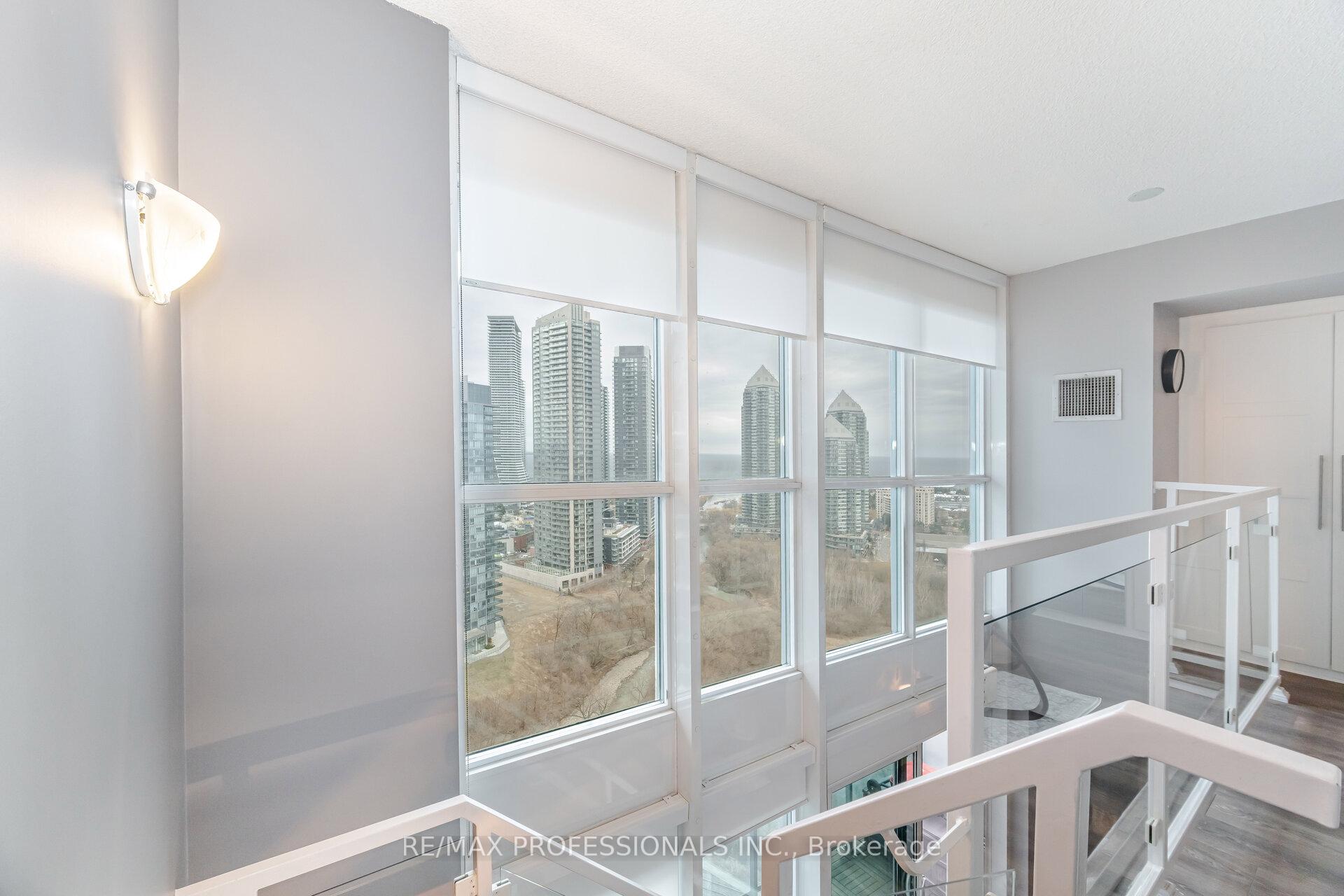 2 Bedrooms Condo at 155 Legion, Toronto For sale