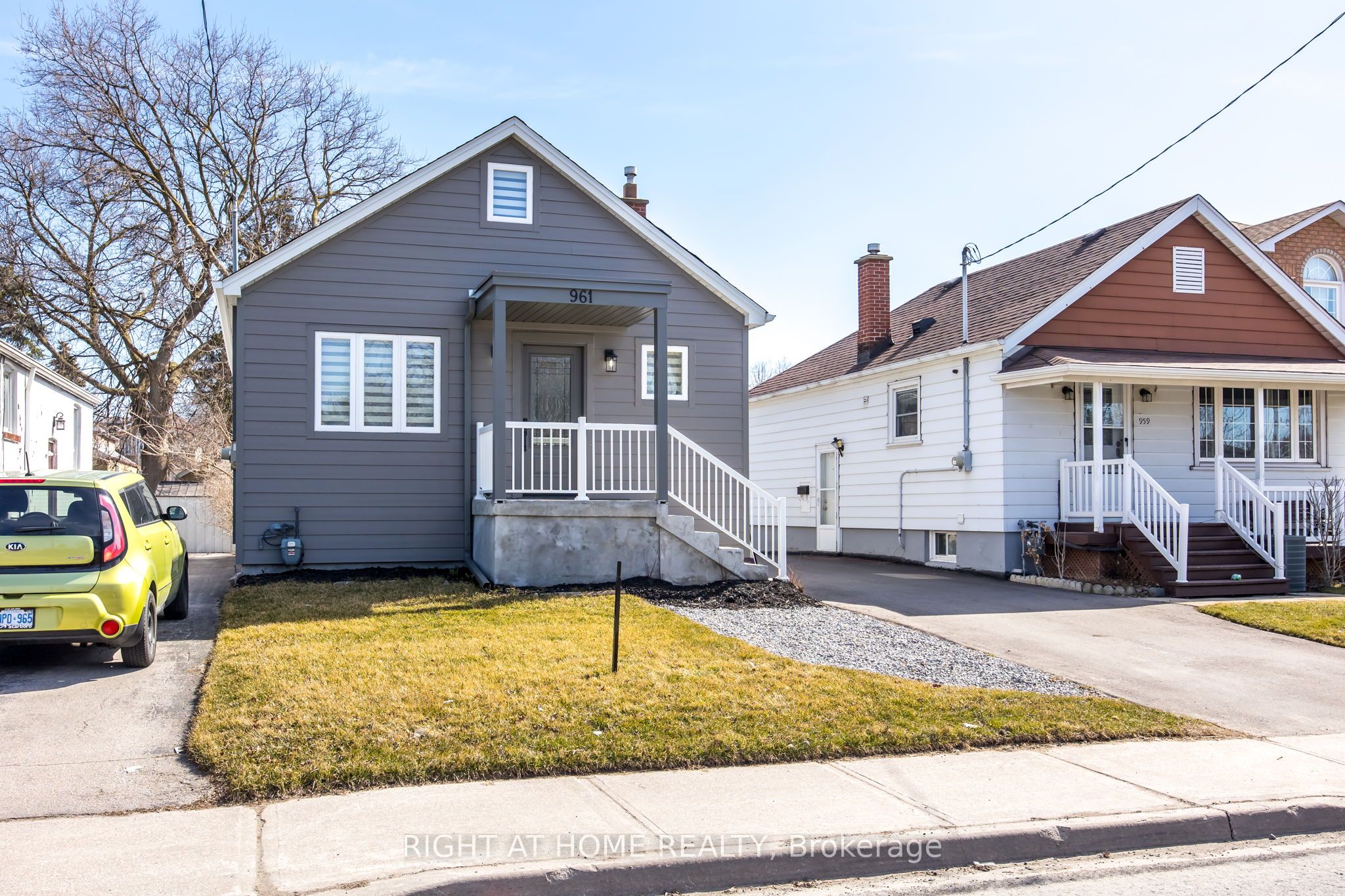 961 Victoria Park Avenue