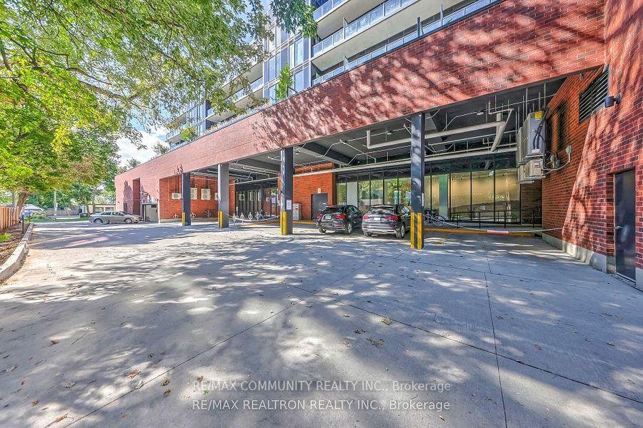2 Bedrooms Condo at 2799 Kingston,  Toronto For sale