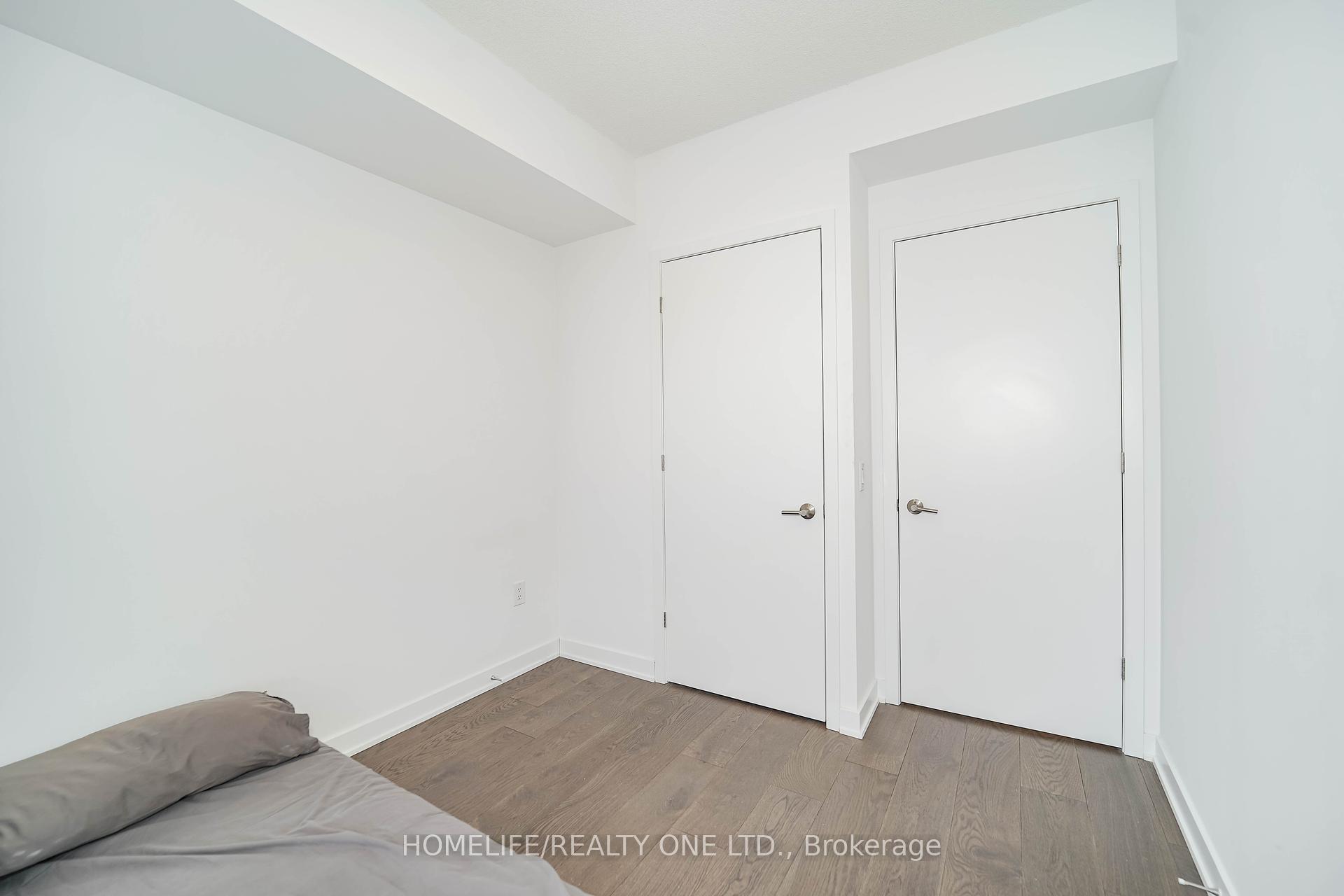 4 Bedrooms Condo at 130 River, Toronto For sale