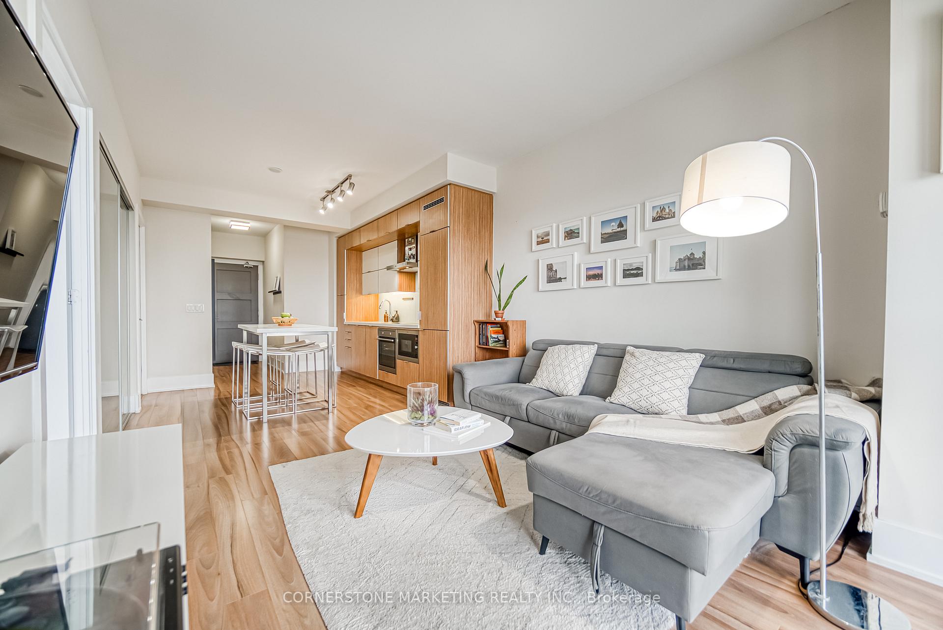 1 Bedroom Condo at 300 Front, Toronto For sale