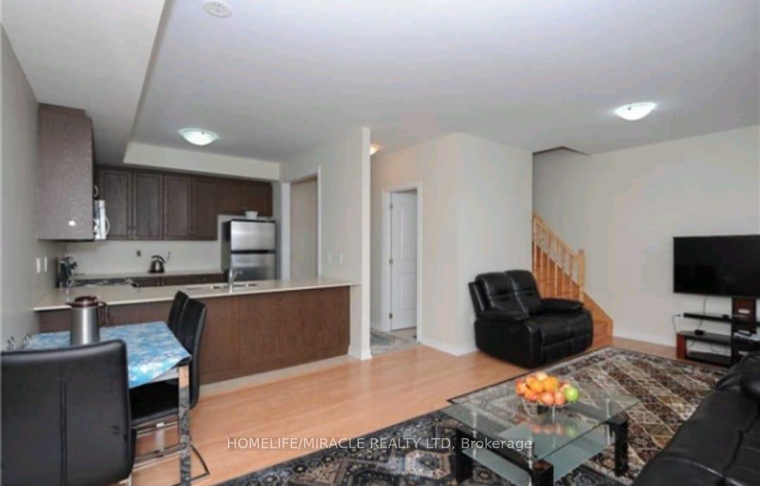 2 Bedrooms Condo at 9601 Jane, Vaughan For sale