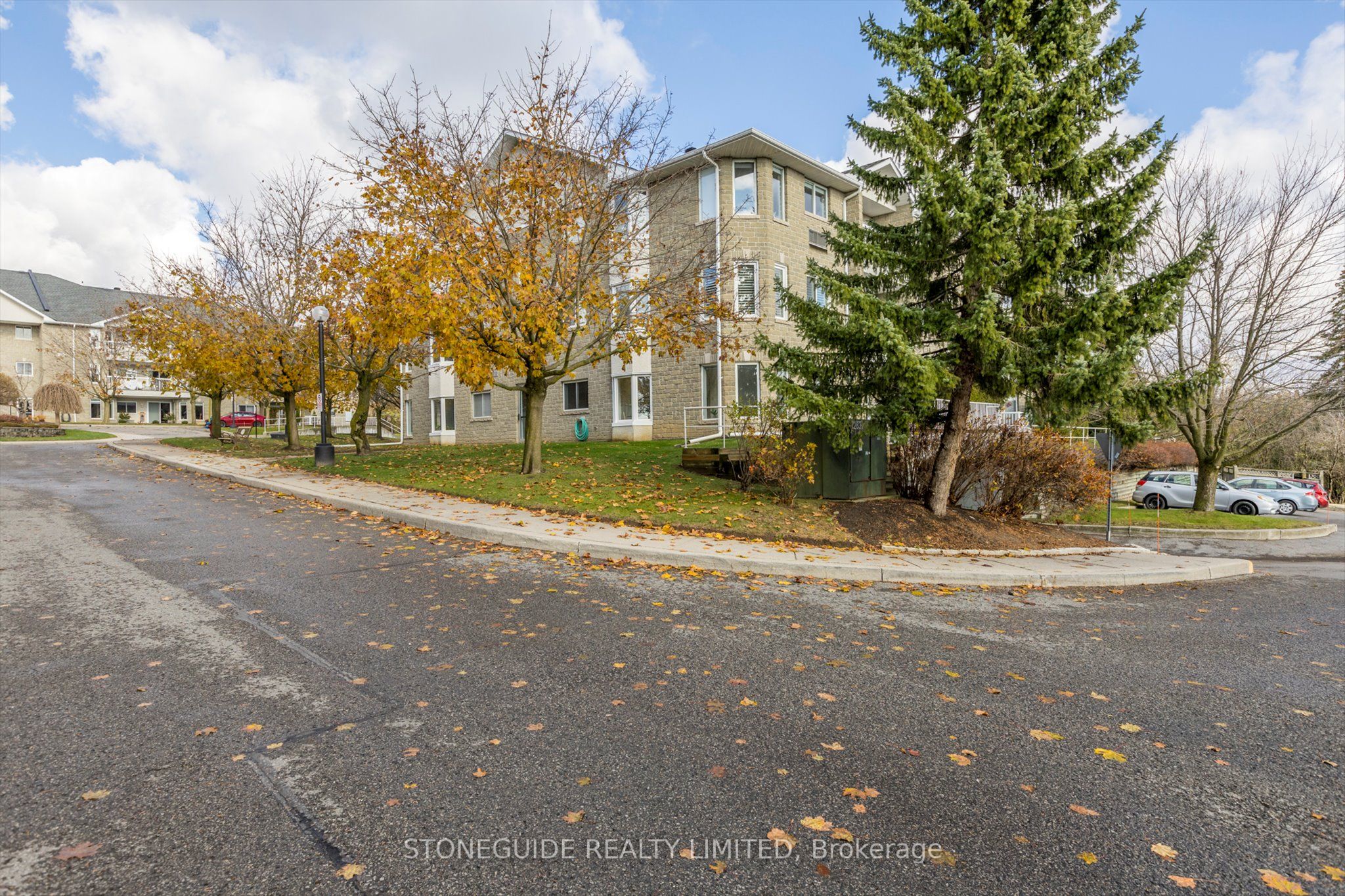 1099 Clonsilla Avenue, #116A
