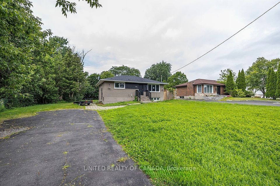 66 Thickson Road, Whitby, ON L1N 3P9