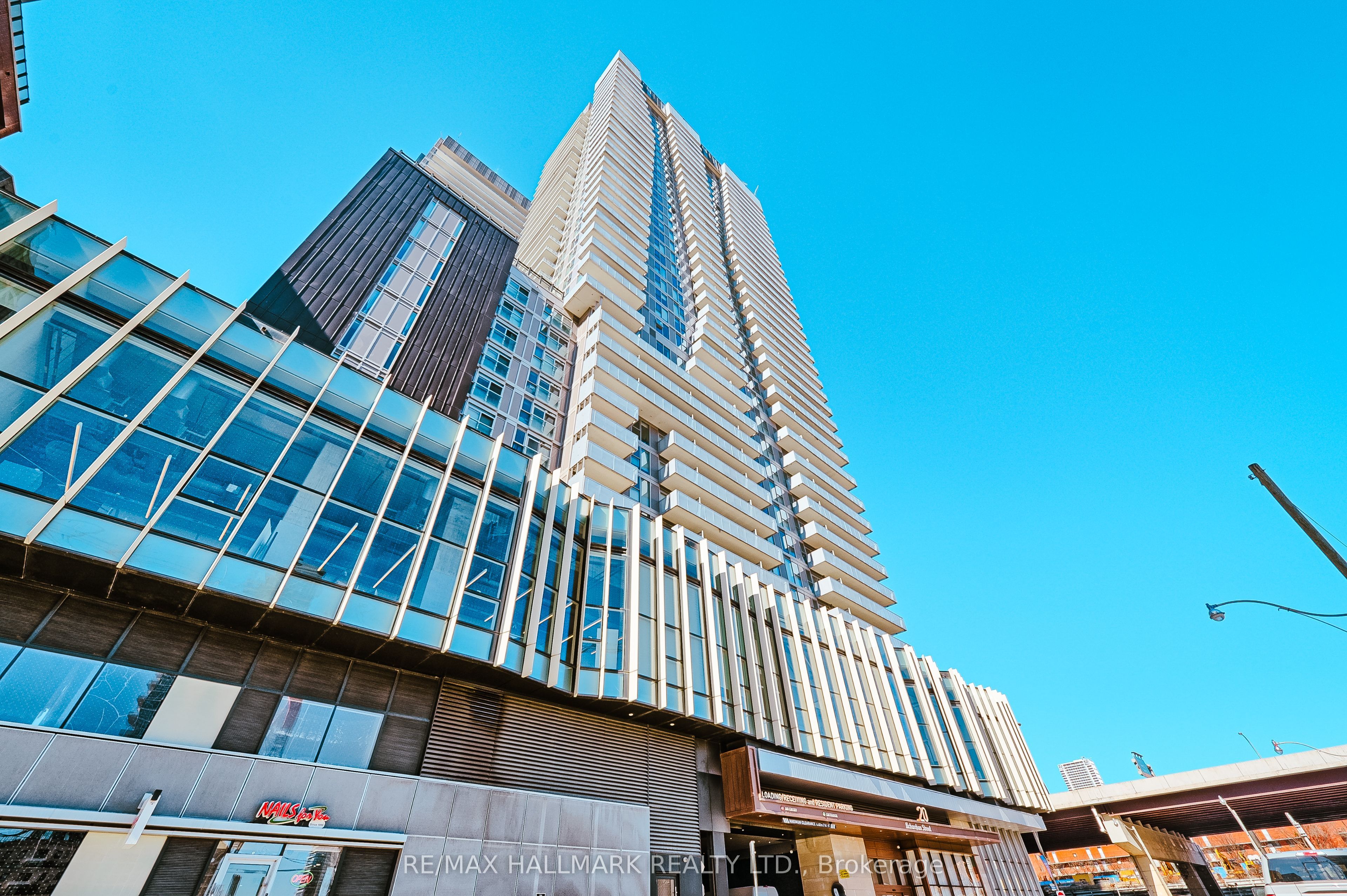 20 Richardson Street, #602