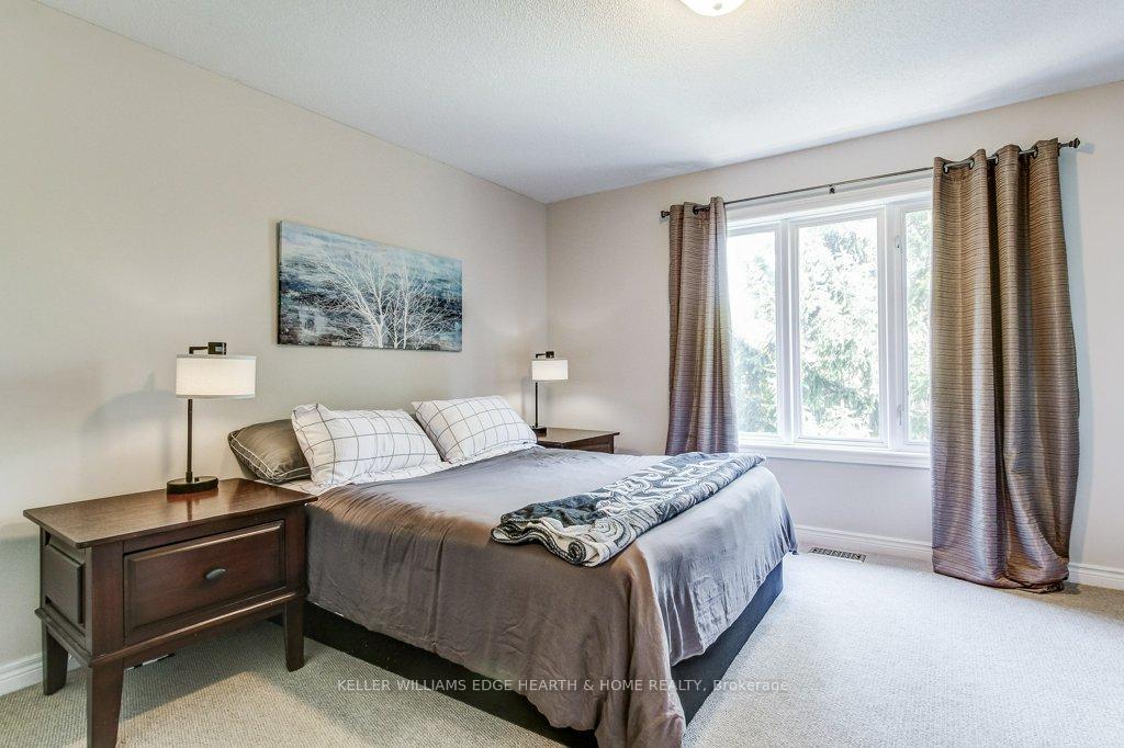 3 Bedrooms Condo at 4262 Ingram,  Burlington For sale