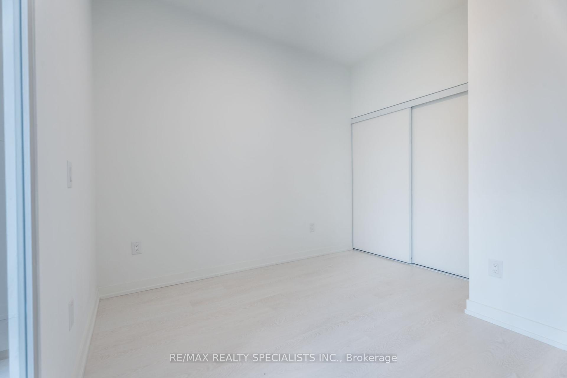1 Bedroom Condo at 415 Main, Hamilton For sale