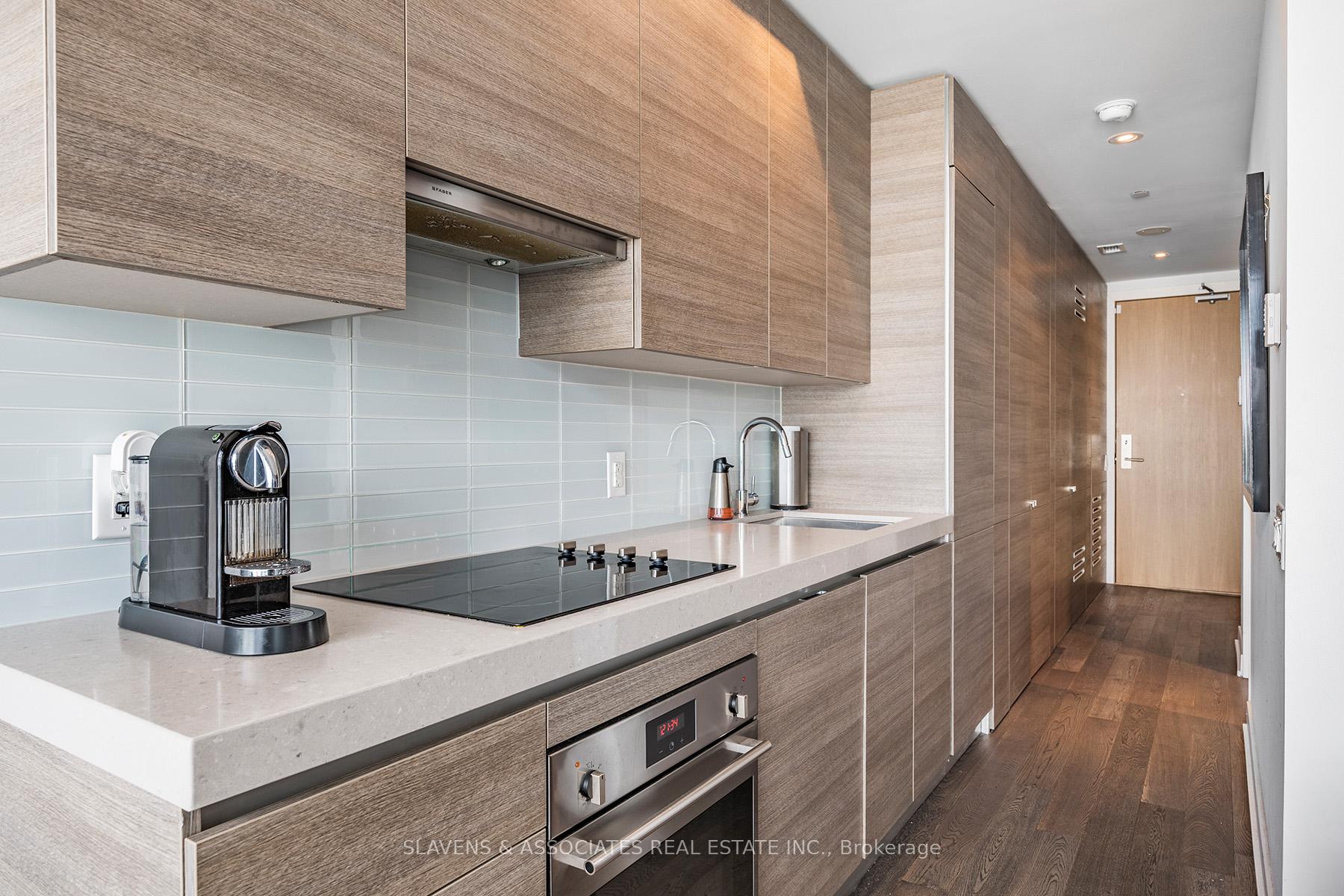 1 Bedroom Condo at 38 Stewart, Toronto For sale