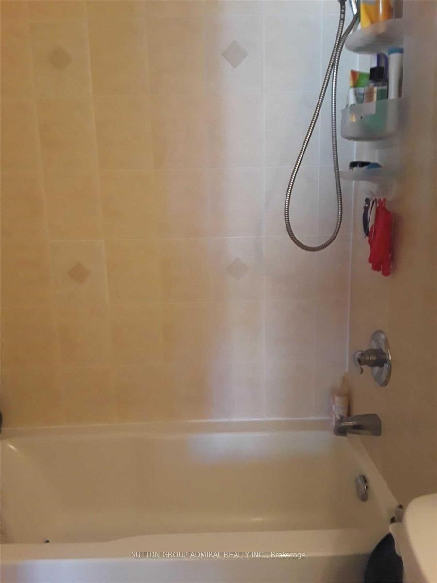 2 Bedrooms Condo at 2088 Lawrence, Toronto For sale