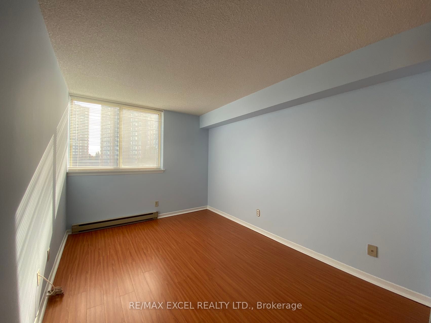 150 Alton Towers Circle, #301