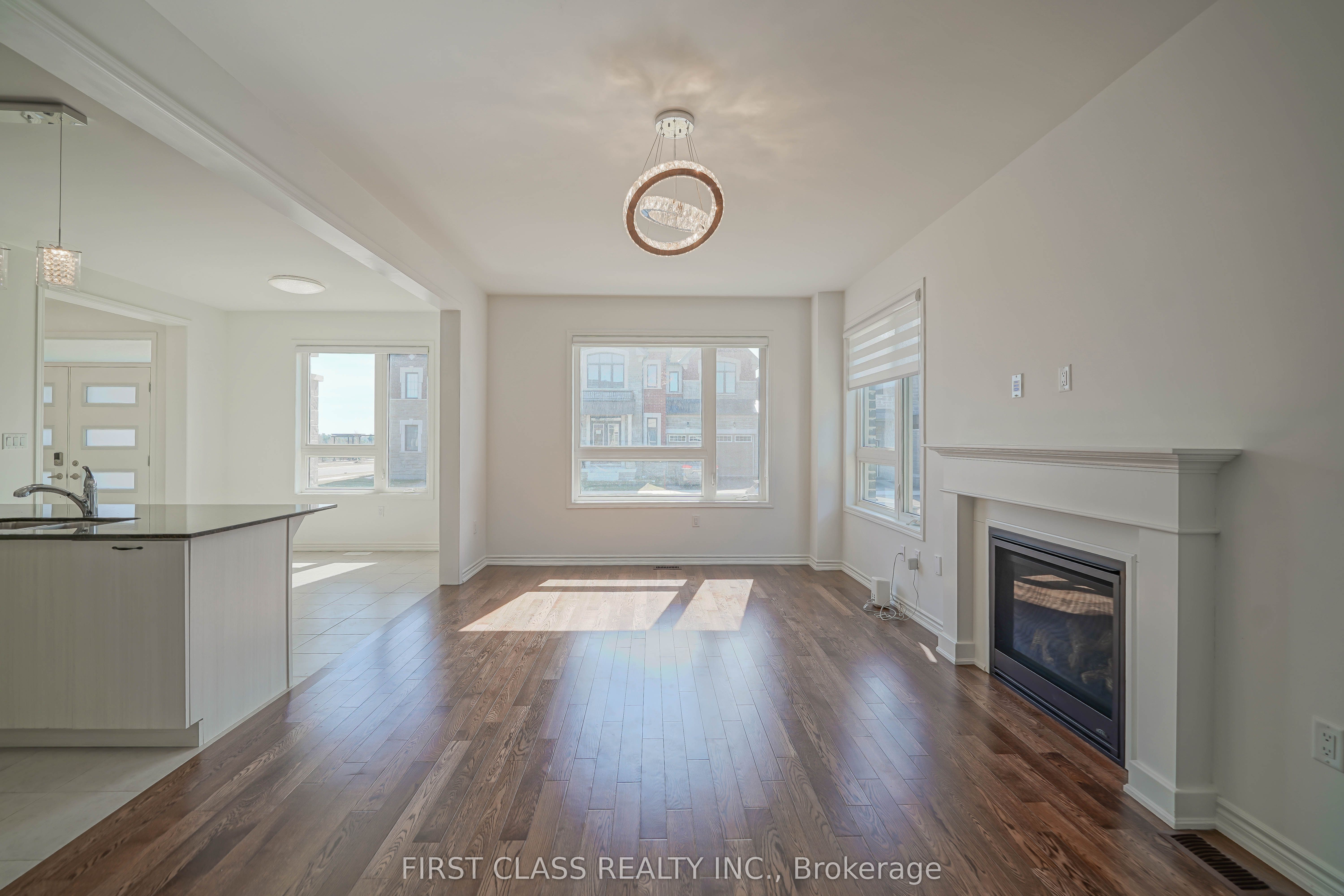 1475 mockingbird Square