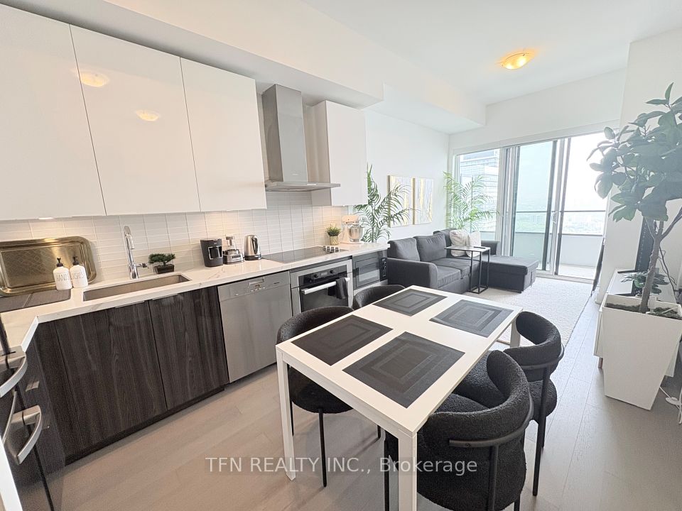 20 Shore Breeze Drive