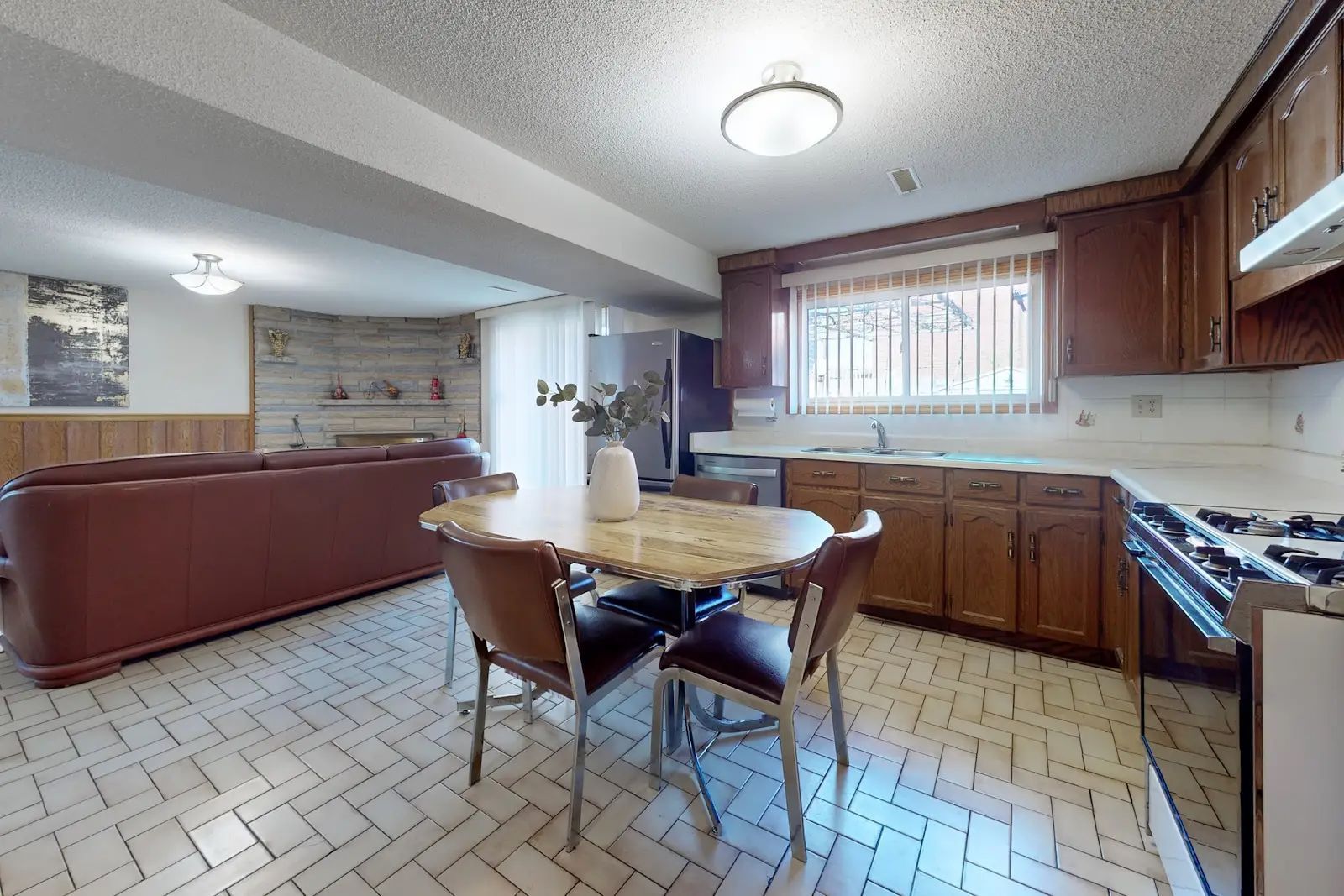 146 Sawmill Road