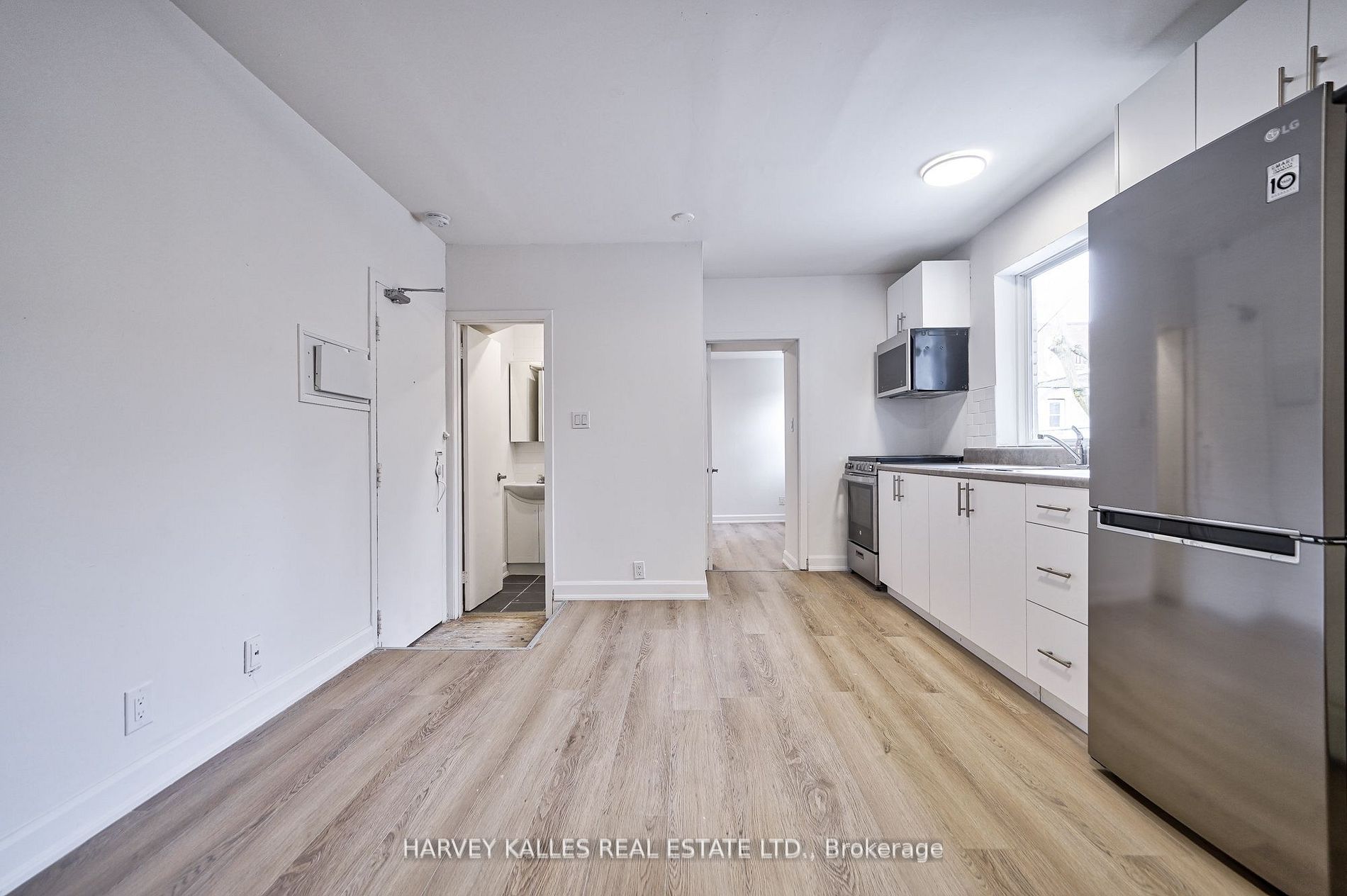 1046 Bathurst Street Unit 2