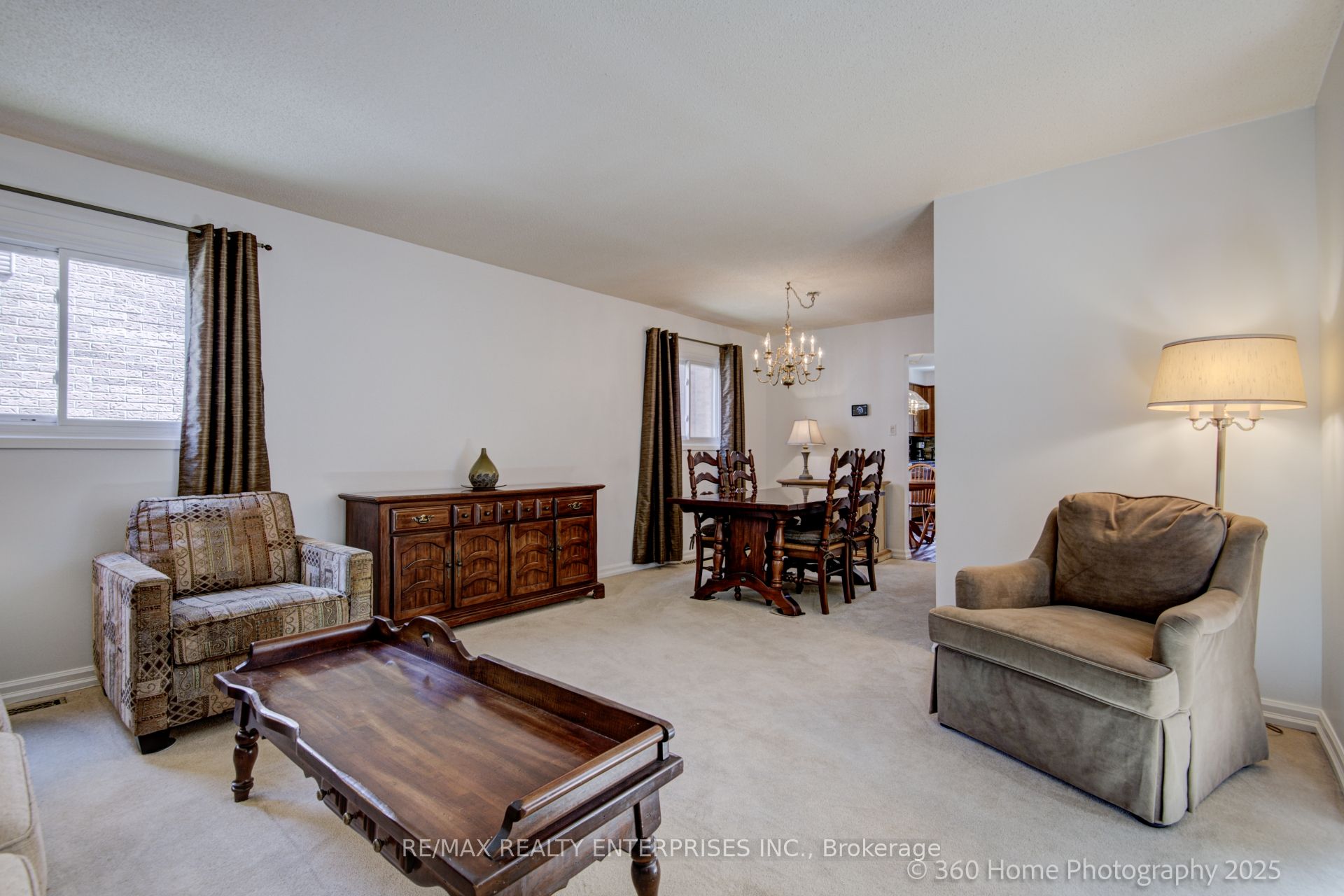 4425 Sawmill Valley Drive