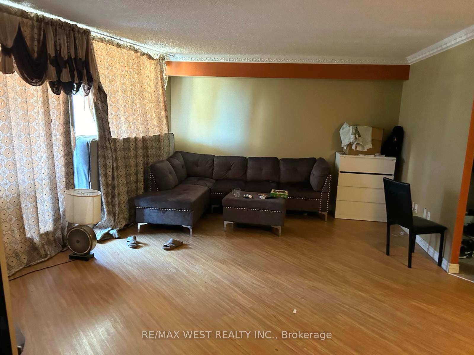 2 Bedrooms Condo at 330 Dixon,  Toronto For sale