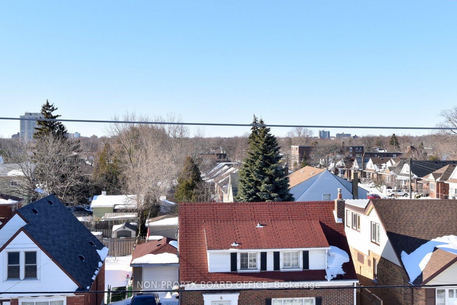 2 Bedrooms Condo at 893 Concession,  Hamilton For sale