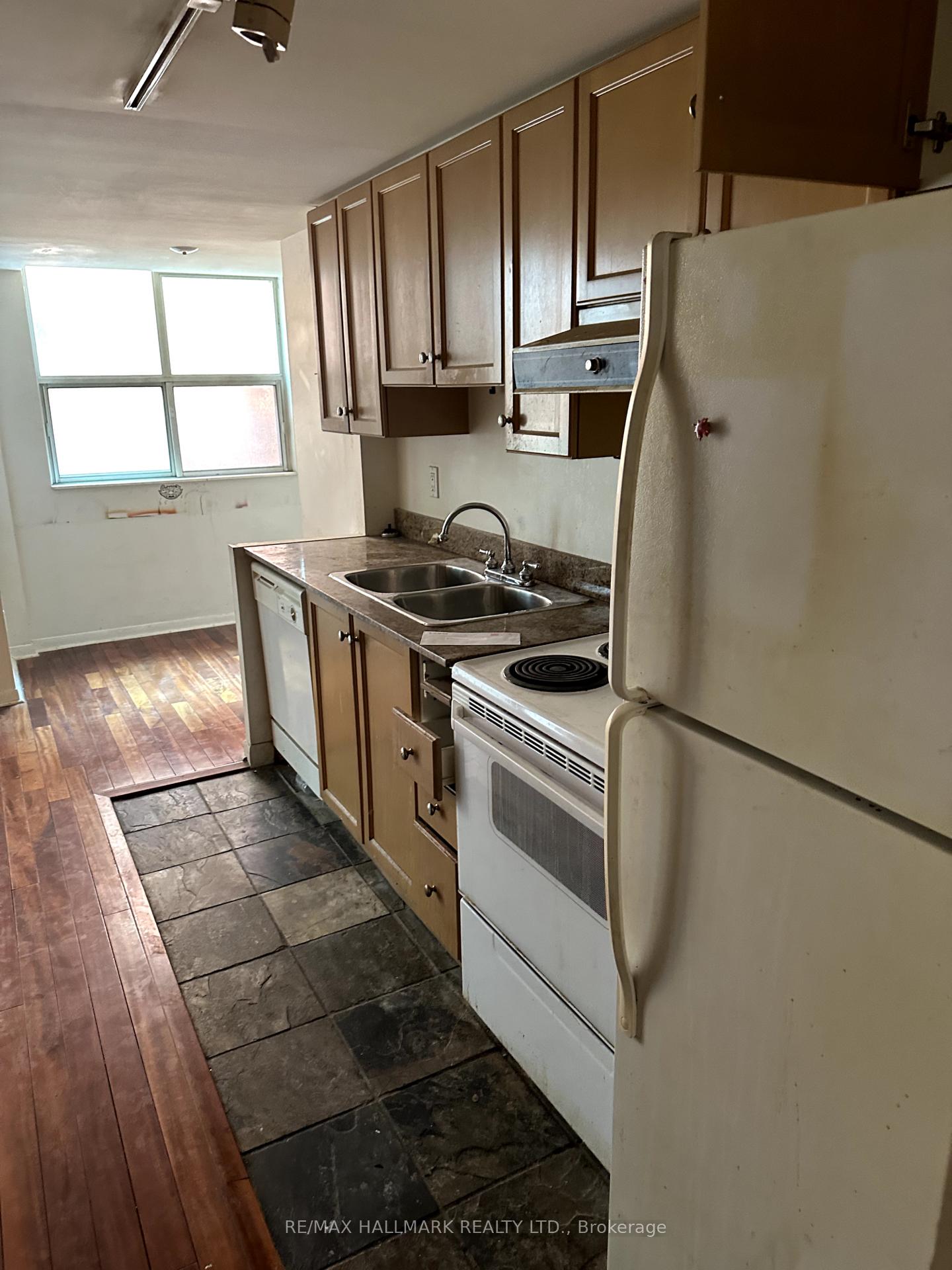 1 Bedroom Condo at 313 Richmond,  Toronto For sale