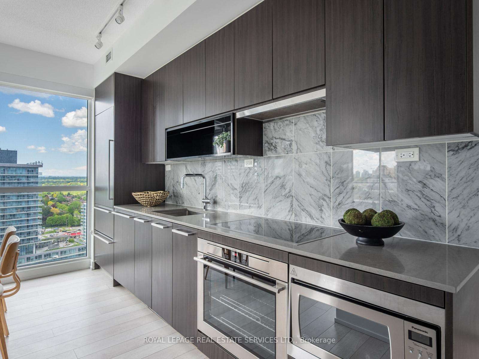 2 Bedrooms Condo at 115 McMahon, Toronto For sale